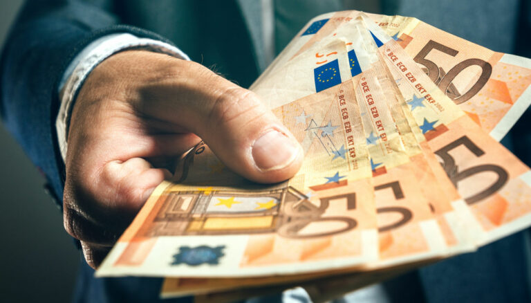 LE DIFFERENZE TRA CAPARRA E DEPOSITO CAUZIONALE E LA POSSIBILITA' DI